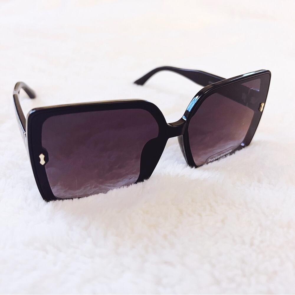 Aurora Black Oversized Square Sunglasses - Picture 6 of 10